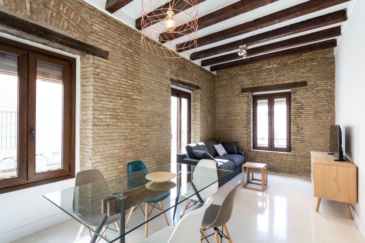 Almazen Apartamentos, Arrayan 23 إشبيلية المظهر الخارجي الصورة