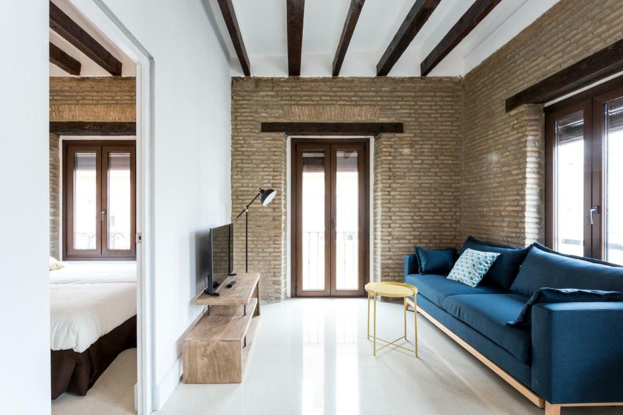 Almazen Apartamentos, Arrayan 23 إشبيلية المظهر الخارجي الصورة