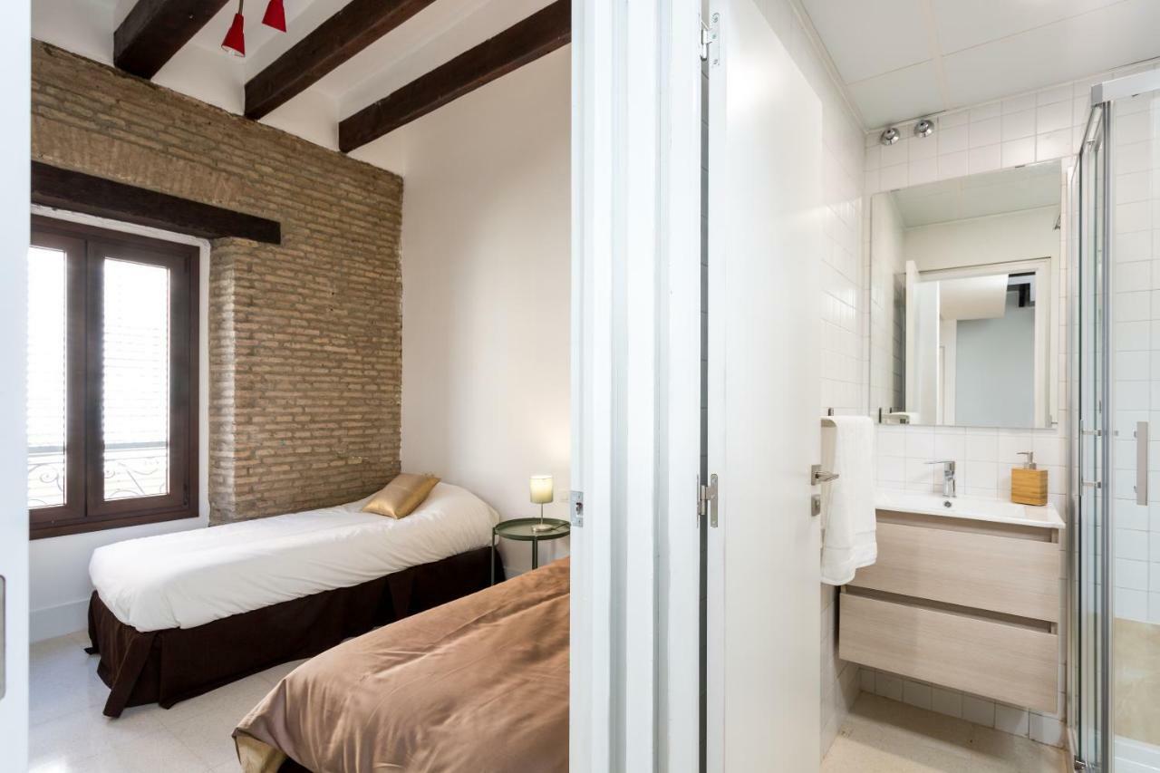 Almazen Apartamentos, Arrayan 23 إشبيلية المظهر الخارجي الصورة