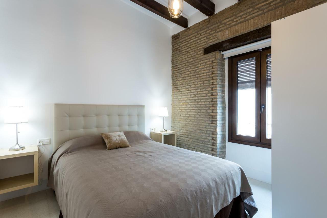 Almazen Apartamentos, Arrayan 23 إشبيلية المظهر الخارجي الصورة
