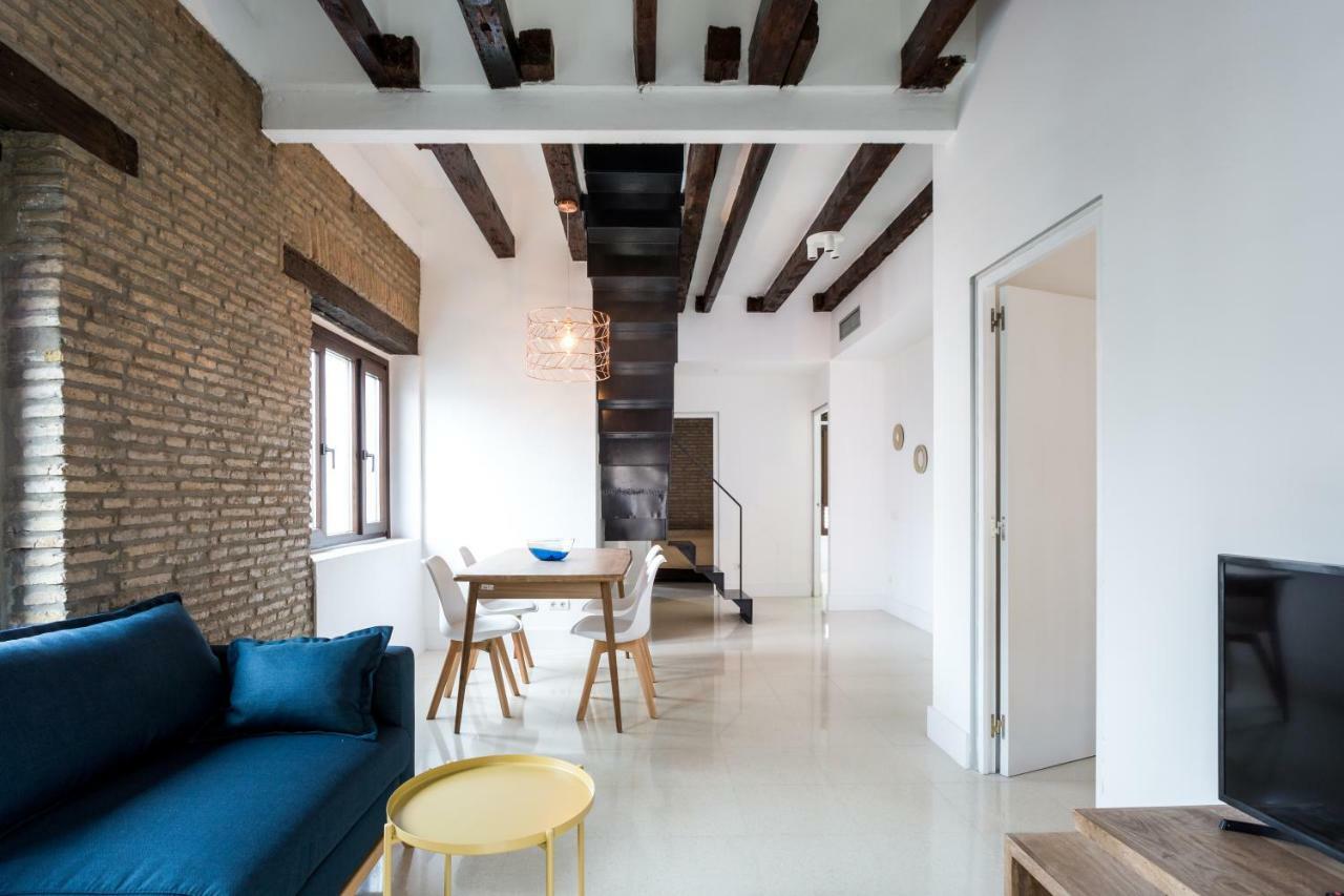 Almazen Apartamentos, Arrayan 23 إشبيلية المظهر الخارجي الصورة