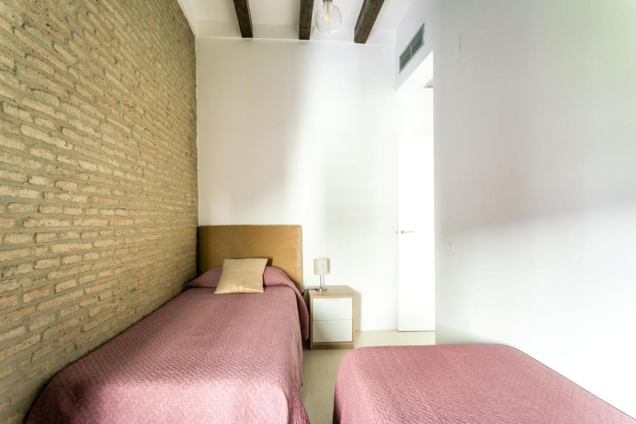 Almazen Apartamentos, Arrayan 23 إشبيلية المظهر الخارجي الصورة