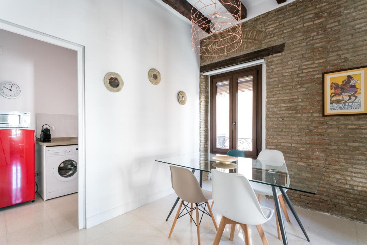 Almazen Apartamentos, Arrayan 23 إشبيلية المظهر الخارجي الصورة